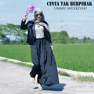 CINTA TAK BERPIHAK