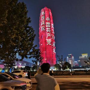 你才摔了几跤，就说这是人生