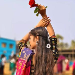 হাত ছুঁয়ে বলো তুমি আমার আছো চিরদিন ওই আকাশে সূর্য আছে যতো দিন ভাইরাল গানটি