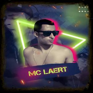 No Meio Dessas Flores