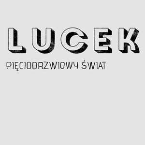 Pięciodrzwiowy świat