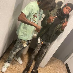 Fresh out (feat. Ksoo)