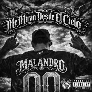 Me miran desde el cielo