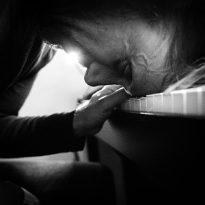 Midsummer Dream on Distant Futures