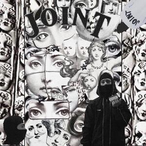 I USED TO SELL, BUT I AINT NEVER REALLY MADE A LIVING