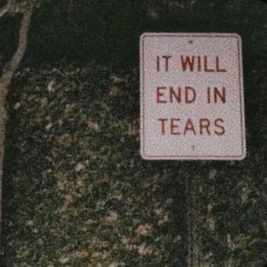 Weird Pretty Girls (feat. Safehuntin)