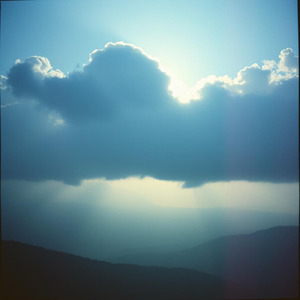 触れられない光を見てた