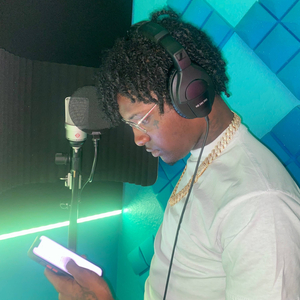 Bussiness (feat. NHPICASSO & Blockboyziah)