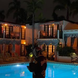 Landed In NY (feat. AlexanderThaGreat)