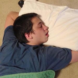 走在傍晚6點的旭川市…