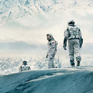 星际穿越（原野追逐）