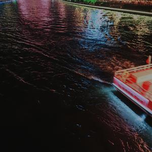 直到太陽出現，我終於入睡