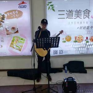 我是荷禹小帅哥~