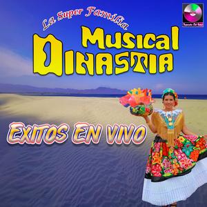 Popurrí Chuy Rasgado, Naela, La Vida Es Un Momento, La Misma Noche, El Penultimo Beso, Silencio Y Olvido, Emperatriz, Punto Final (En vivo)