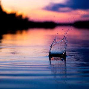 放下忧愁感受当下（钢片琴）