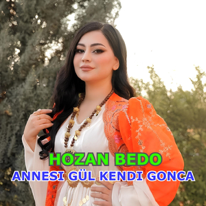 Annesi Gül Kendi Gonca