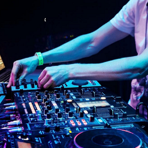 DJ舞曲-酒吧蹦迪最嗨（DJ版）