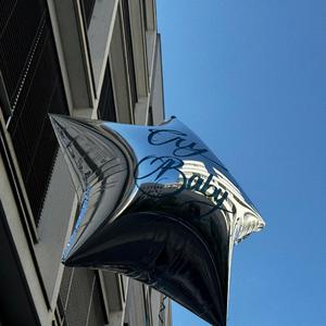 Cry Baby (feat. Kanna)