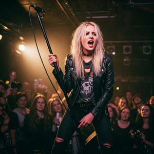 RUN BEFORE THEY CATCH YOU