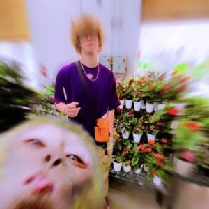 WAKEemUP (feat. smhslasha)