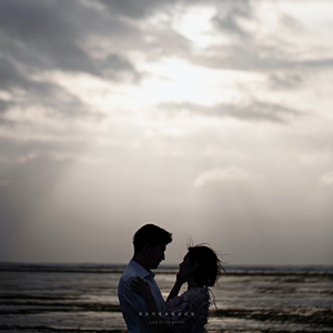 여름밤을 걷다가