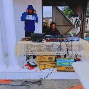 Malobolo (feat. Nhluvuko Mk)