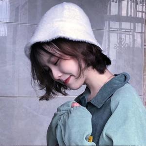 山顶黑毒蛇（蒲佳雯）