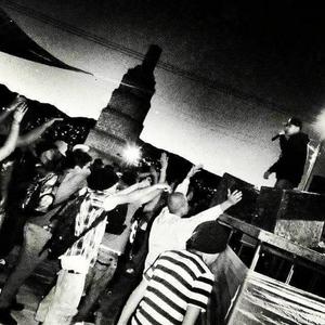 Rareza N.C.Q.S.U.O (feat. Azul Dario & DJ Diavlid)