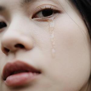温色泪痕
