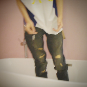 Sleepless Nights Alone (蝴蝶汤)