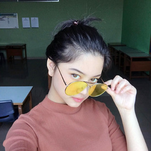 Dj Climbing up the Walls