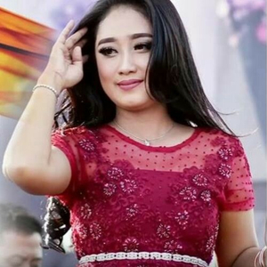 Antara Teman Dan Kasih