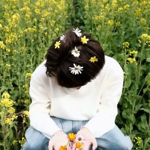 《花期里的我们》