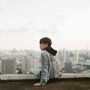 สองใจ (เพลงประกอบภาพยนตร์ "วอน(เธอ)")