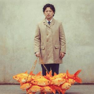 Hoàng Hôn Chết Đuối Dưới Hàng Mi