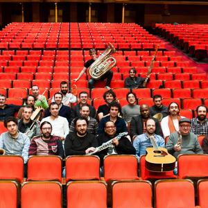 INTROITO (feat. Roberto Somoza & Orquestra de Jazz de Galicia)