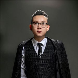 长大的烦恼 伴奏