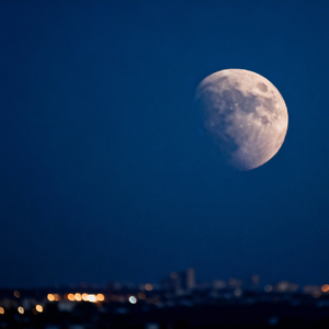 告别无奈，向往未来#百万奖金AI音乐创作大赛+主题：我的2025收官小曲