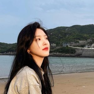 晚夜微雨问海棠