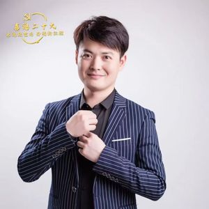 《把一切献给党 》——演唱：向毅