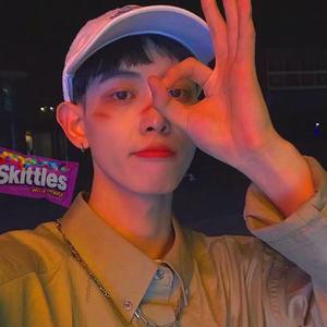 白月光与朱砂痣