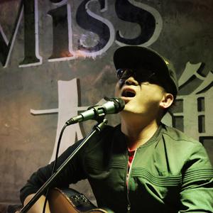 亲爱的你告诉我青春为何一去不回