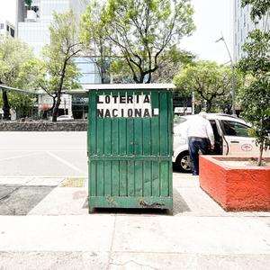 众志成城、共度难关