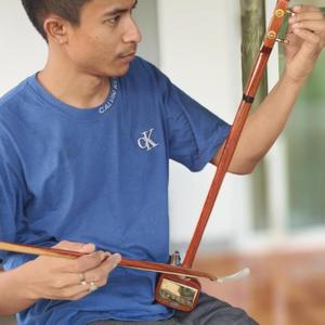 บรรเลงซอเมดเล่ย์ สรูลๆ เพราะๆ ก๊อฟ ชัชวาล