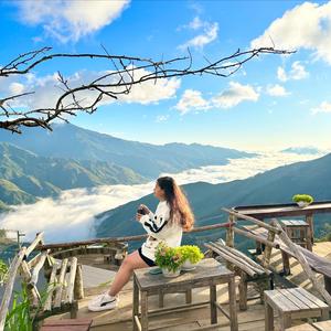 Even Though I Know Love I Am Wrong But My Heart Is Still Weak To Accept