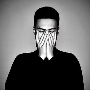 隔壁老樊-多想在平庸的生活拥抱你（咚鼓版）（韩子曦 / 苏天伦 remix）