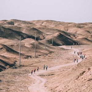 田震-月牙泉（杨文宇/高静 Remix）