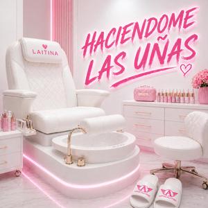HACIENDOME LAS UÑAS