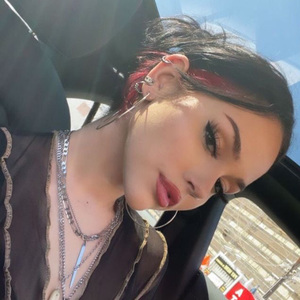 stay (retrowave/synthwave) but you're in a bathroom at a party