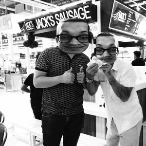 JACKS SAUSAGE AT 4AM